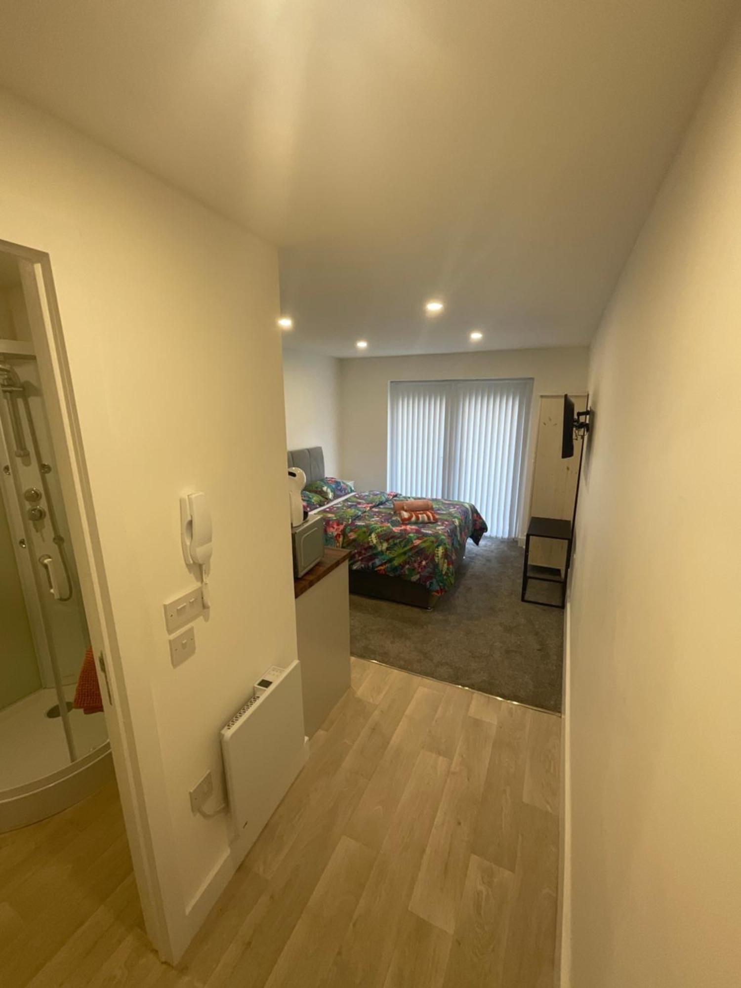 Selborne Studios Off Road Gated Parking Coventry Ngoại thất bức ảnh